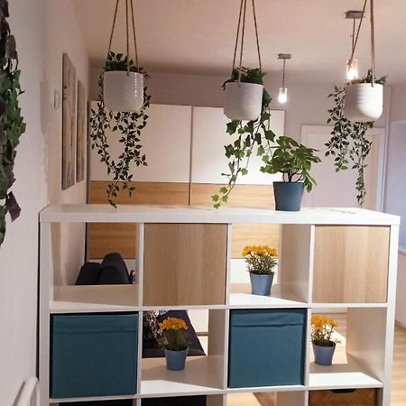 Apartament Granatowy Swietoduska 12 Lublino Esterno foto