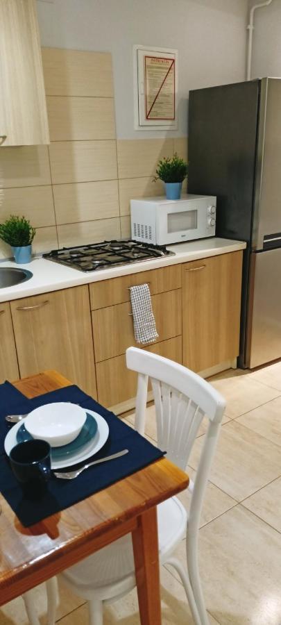 Apartament Granatowy Swietoduska 12 Lublino Esterno foto