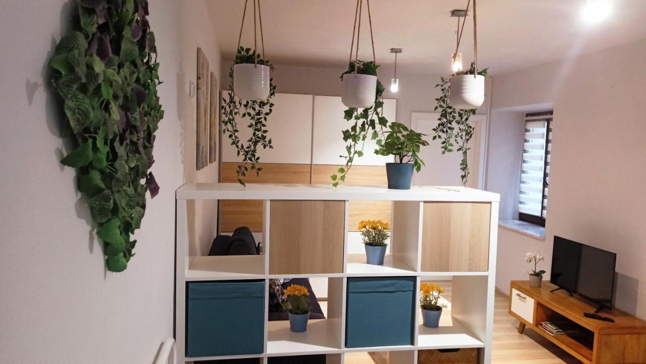Apartament Granatowy Swietoduska 12 Lublino Esterno foto